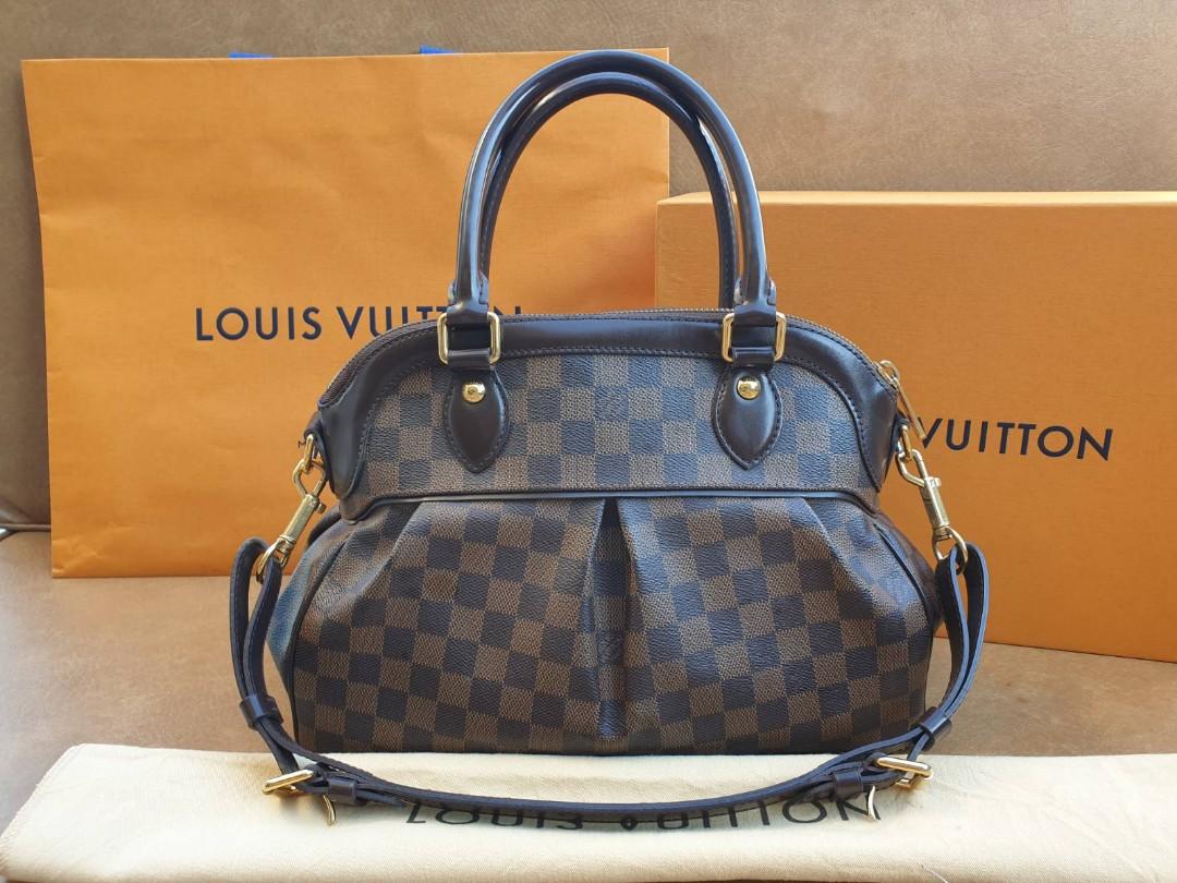 Original Louis Vuitton Trevi Pm, Luxury, Bags & Wallets on Carousell