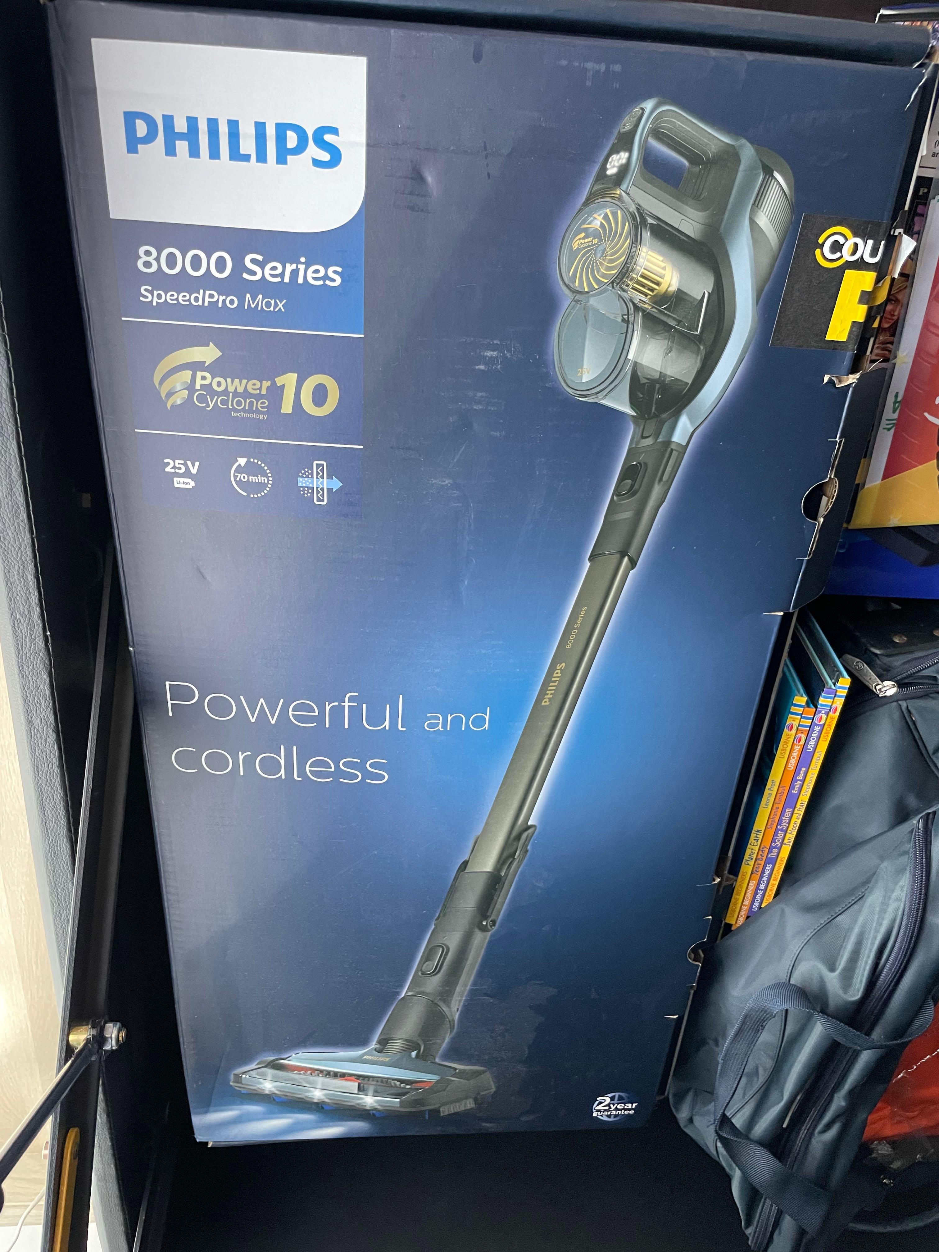 Philips 8000 Series Cordless Stick vacuum cleaner XC8043/01 + Aqua