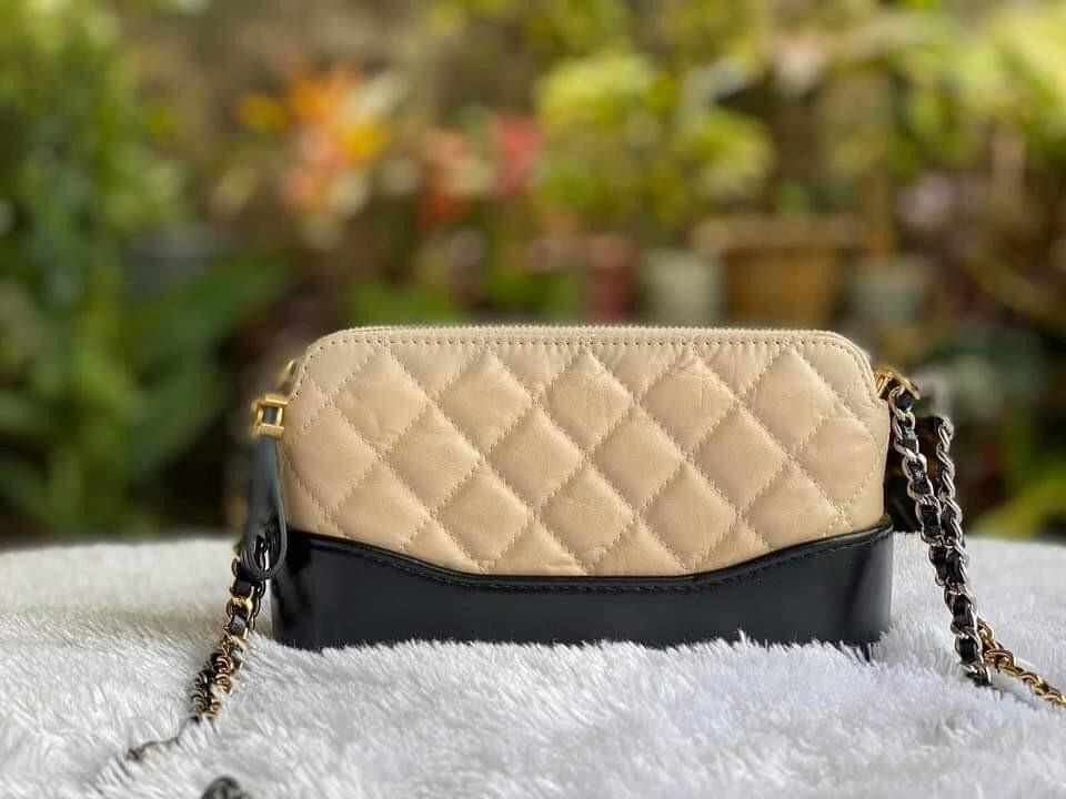 chanel gabrielle clutch on chain
