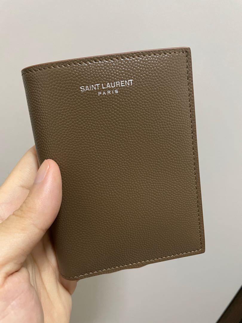 saint laurent paris credit card wallet in grain de poudre embossed leather