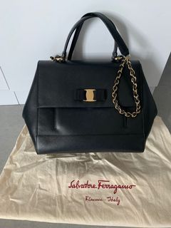 （分類：）位於 。 由 kkkat 提交（商品編號 1121613567，圖片 1）。簡介： 。