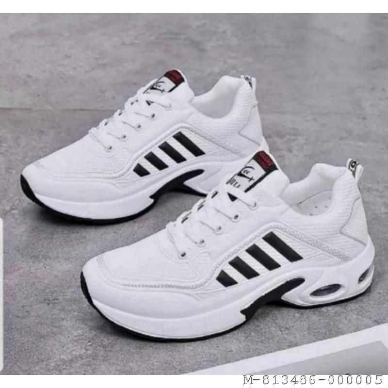 Foto sepatu adidas warna putih store