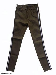 Skinny pants