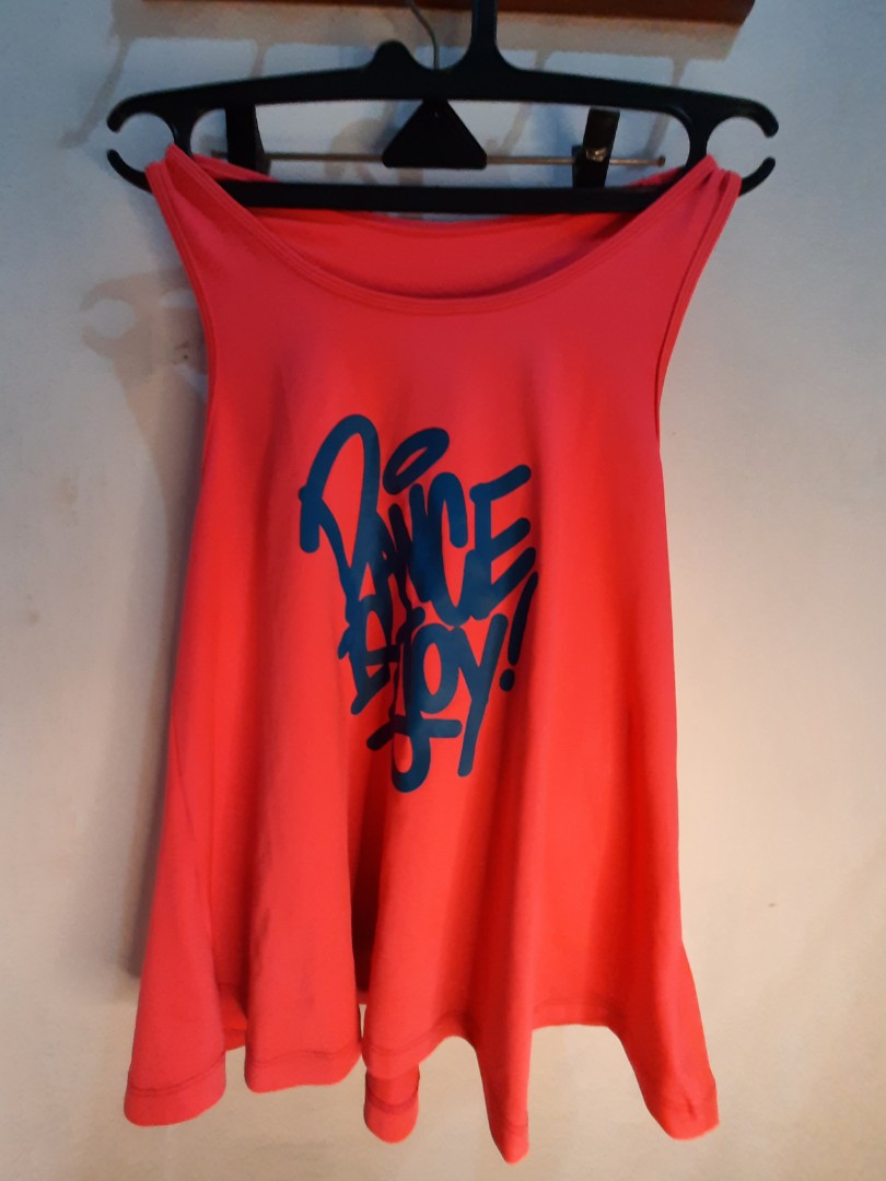 Tank top zumba pink, Fesyen Wanita, Pakaian Wanita, Atasan di Carousell