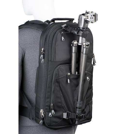 Thinktank Shapeshifter v2.0 17” Naked (Category: Other Photography Accessories) located in Pasay City. Submitted by shansey21 (Listing ID 1121622203, Image 2). Description: Brandnew ThankTank Shapeshipter v2 17” 13,000 pesos also available in other model just msg your model and design cod will do +sf pm me :) .