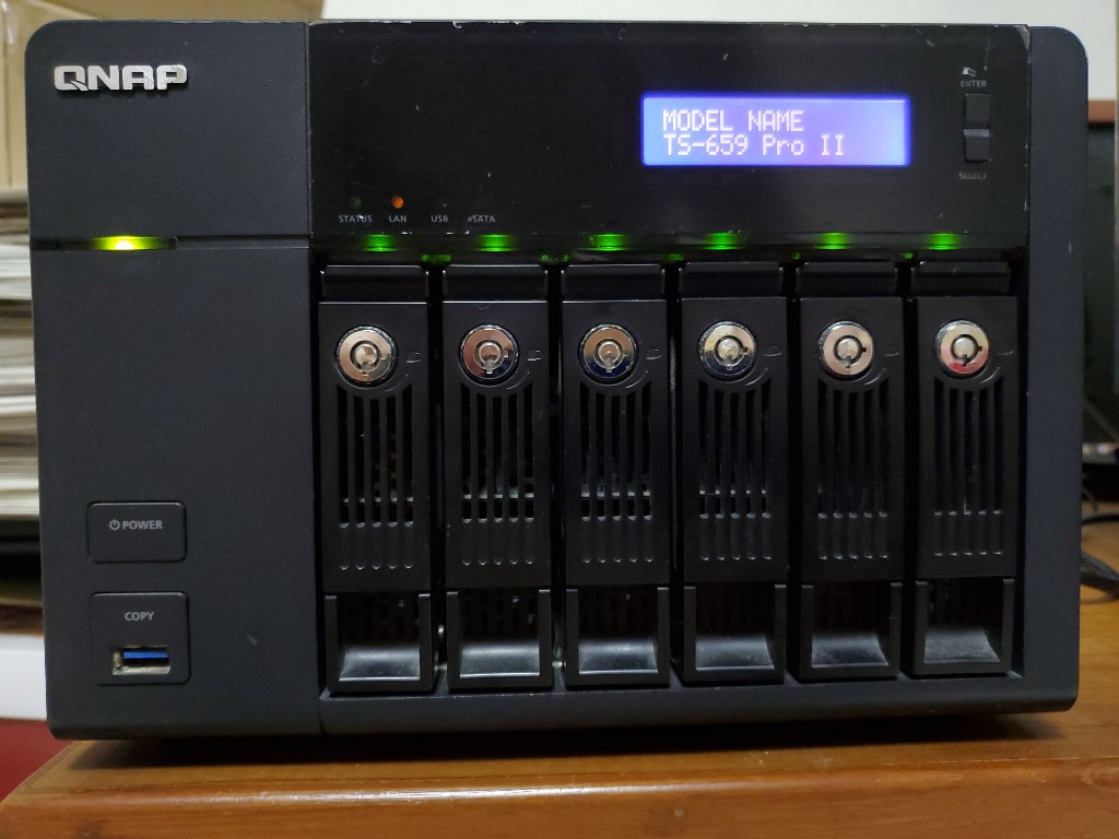 QNAP NAS TS-659 Pro II + 6 3TB HGST HDD