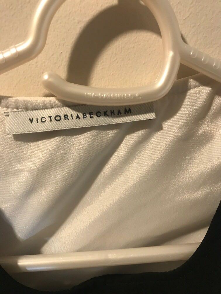 Victoria Beckham black and white top (Category: Sleeveless) located in Quezon City. Submitted by viwardrobe (Listing ID 1121749648, Image 3). Description: .
