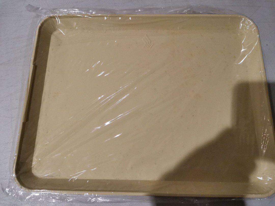 Vintage Singapore Airlines serving tray SIA, unused, Hobbies & Toys