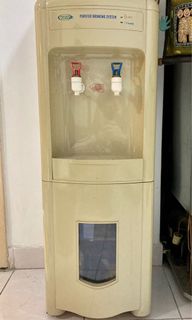 (Category: ) located in . Submitted by ginger_closet (Listing ID 1121716656, Image 1). Description: .