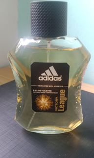 (Category: ) located in . Submitted by carlets.closet (Listing ID 1121824938, Image 1). Description: .