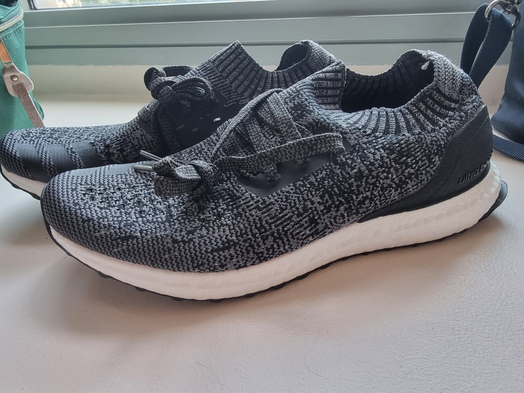 harga ultra boost uncaged