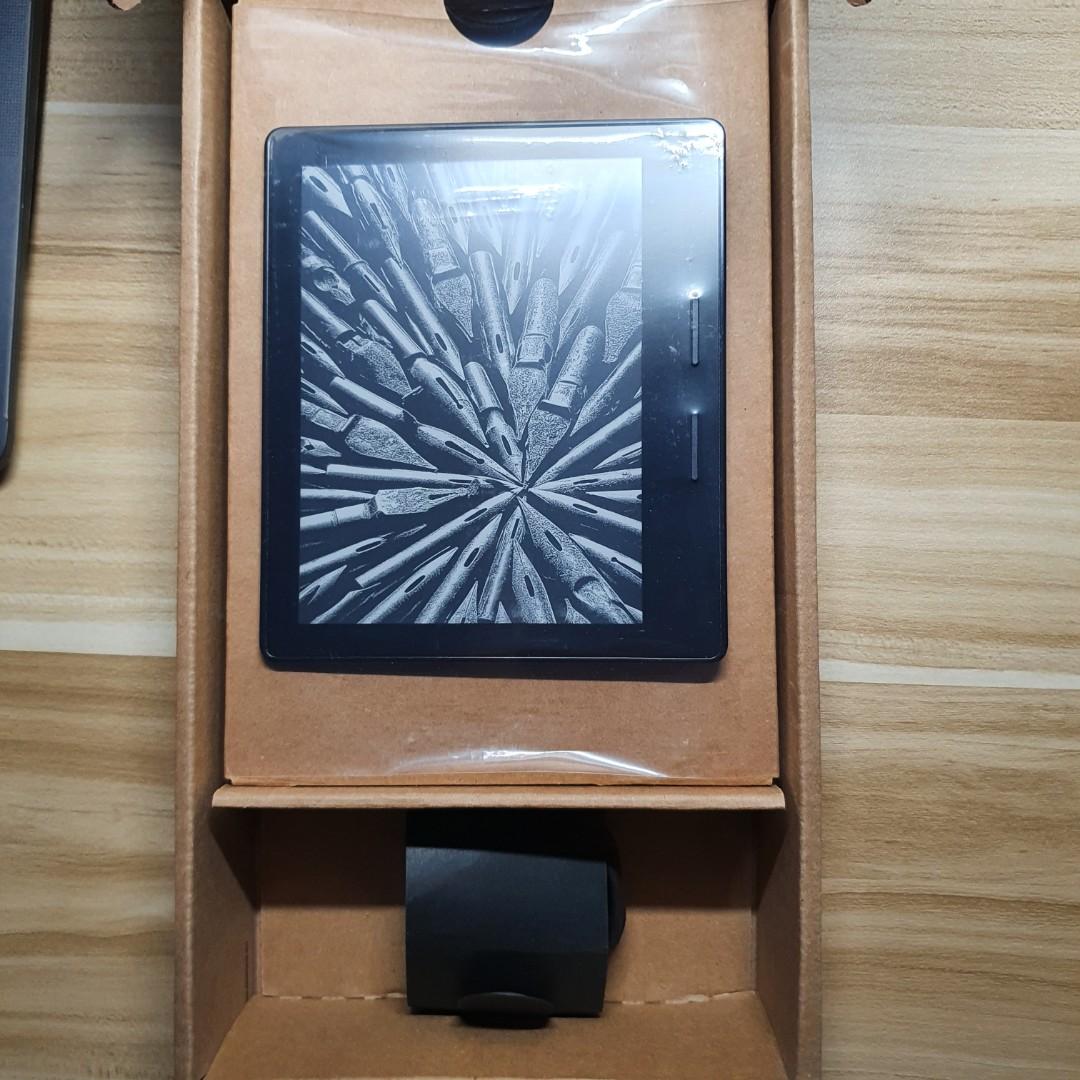 Amazon Kindle Oasis 1 (4GB) 300PPI Physical Page Turn Buttons Bluetooth