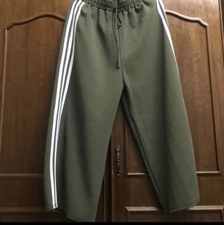 (Category: ) located in . Submitted by tulipootd (Listing ID 1121957164, Image 1). Description: .