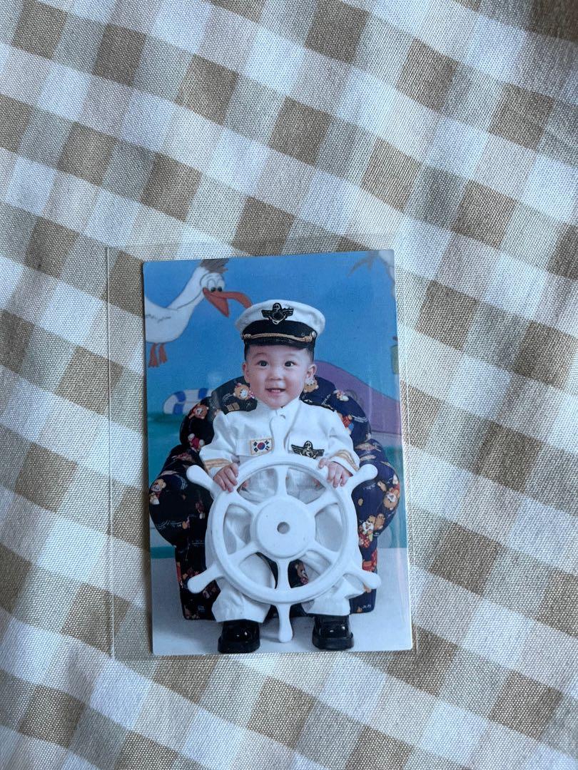 ateez_yunho_baby_photocard_1635235572_9692af47_progressive.jpg