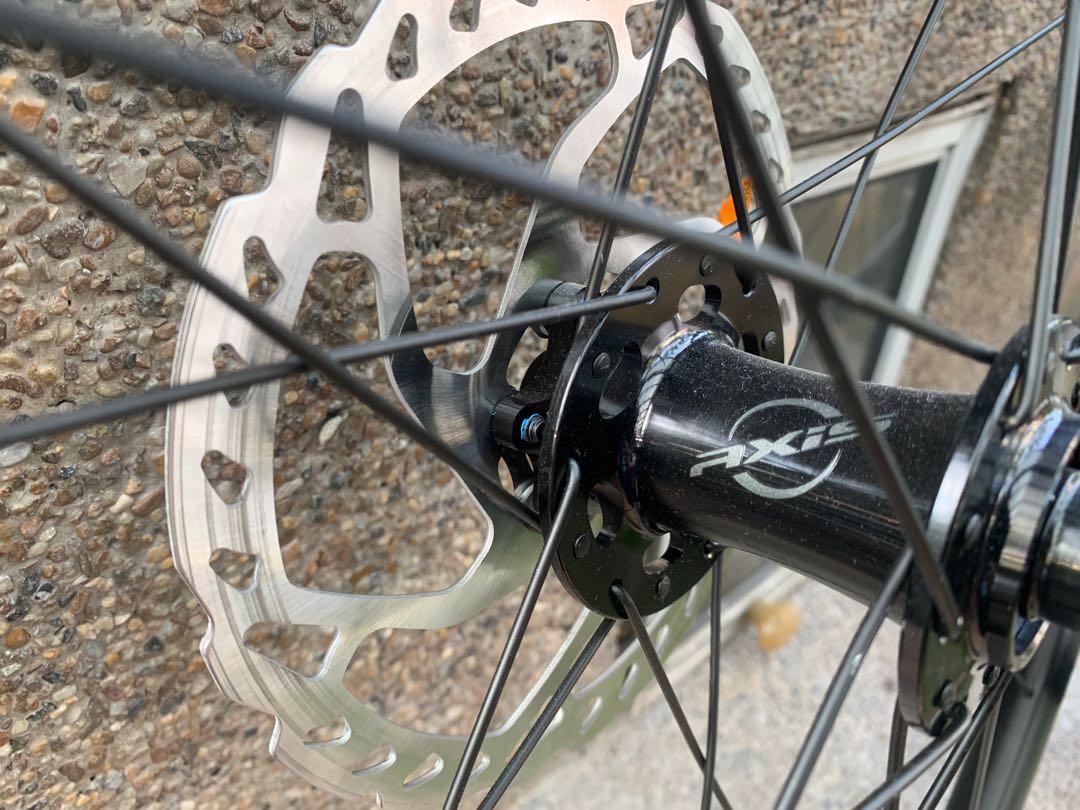 Axis Sport disc wheelset, Sports Equipment, Bicycles & Parts, Bicycles