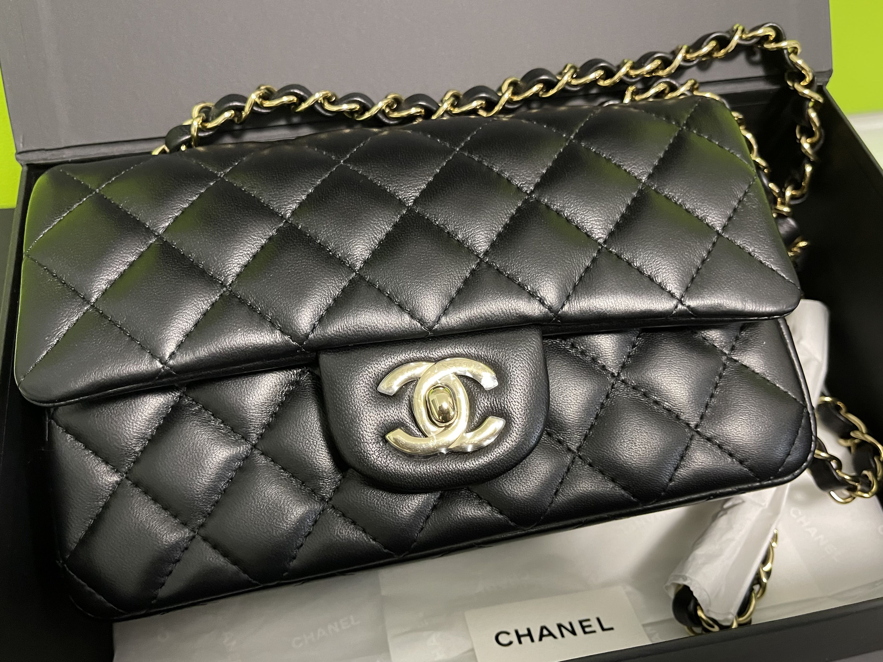 Chanel Classic Mini Flap Bag 20cm 黑色金扣款, 名牌, 手袋及銀包