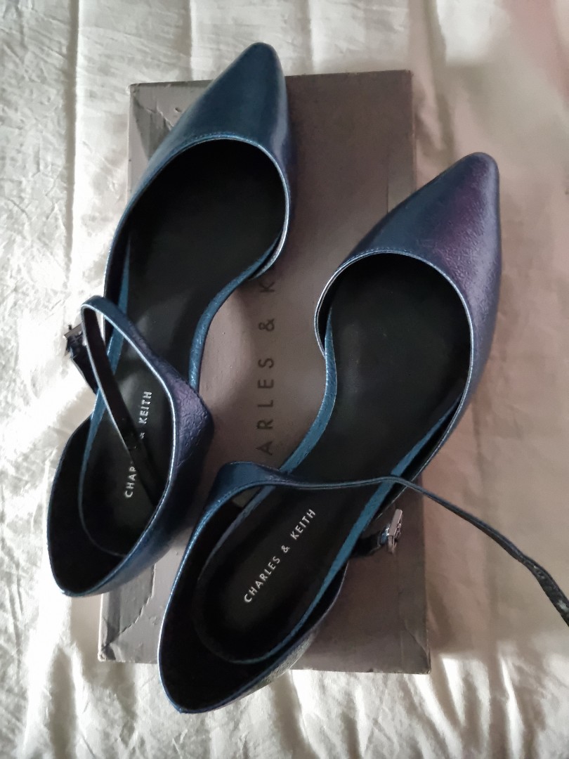 Flat shoes charles and on sale keith