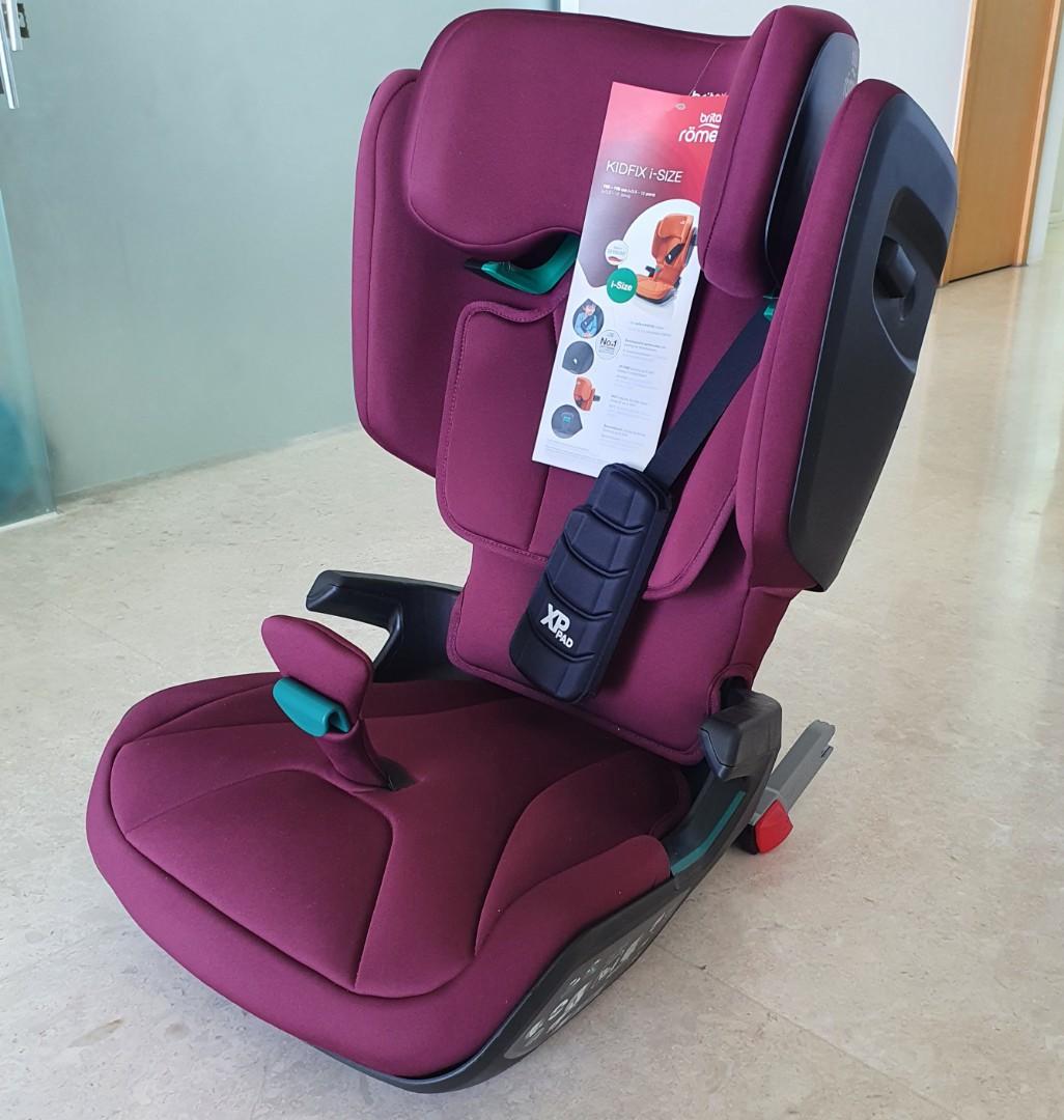 Child Car Seat / Kidfix i-size from Britax, Babies & Kids, Going