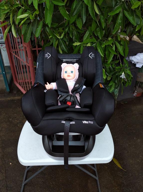 Convertible Baby Car Seat (Category: Car Seats) located in San Pedro. Submitted by affordable_surplus.1 (Listing ID 1121848626, Image 1). Description: Convertible Baby Car Seat Maxi-Cosi Vita Pro Surplus from Australia As new, no box Price: P5,500 only Features: ✔️Suitable for newborns up to 4years approx ✔️Air Protect Technology ✔️'Cool Baby' wicking fabric - draws moisture away from skin ✔️Adjustable headrest ✔️Rearward facing to 30 months appr