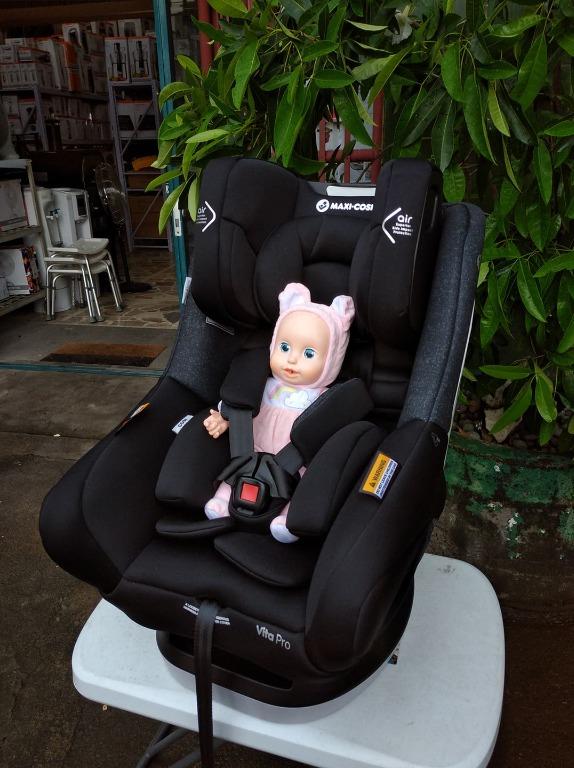Convertible Baby Car Seat (Category: Car Seats) located in San Pedro. Submitted by affordable_surplus.1 (Listing ID 1121848626, Image 2). Description: Convertible Baby Car Seat Maxi-Cosi Vita Pro Surplus from Australia As new, no box Price: P5,500 only Features: ✔️Suitable for newborns up to 4years approx ✔️Air Protect Technology ✔️'Cool Baby' wicking fabric - draws moisture away from skin ✔️Adjustable headrest ✔️Rearward facing to 30 months appr