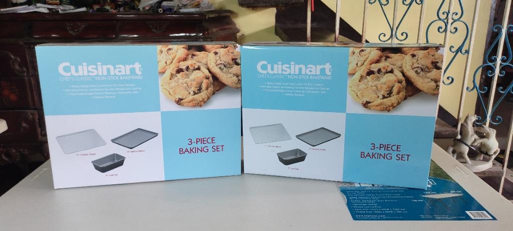 CUISINART 3PC. NONSTICK BAKEWARE SET (Category: Cookware & Accessories) located in Valenzuela. Submitted by francissilva5667 (Listing ID 1121793998, Image 2). Description: This 3-piece set from Cuisinart is a baker's delight including a cookie and baking sheet and a loaf pan to help you create delicious treats. And, clean up is a snap with nonstick interiors and exteriors! 3-piece set includes: 17" cookie sheet 15" baking sheet 9" loaf pan Nonsti