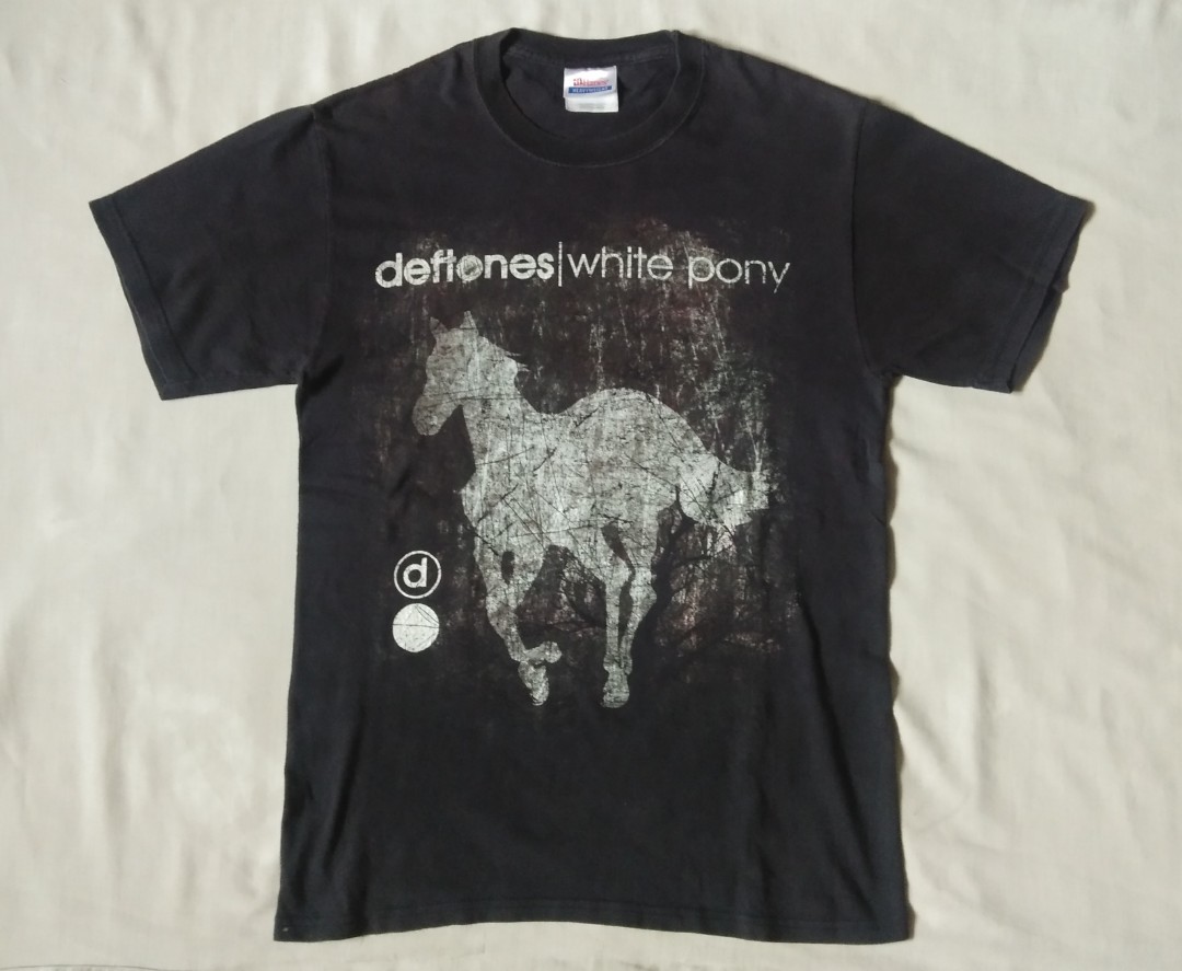 Deftones - T-shirt: White Pony | Banquet Records