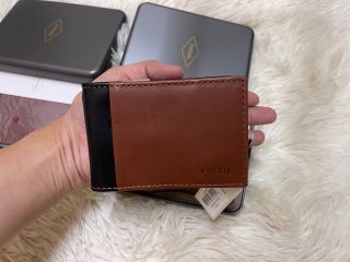 Fossil Watch hybrid ftw 5009 Women s Fashion Watches Accessories Watches on Carousell