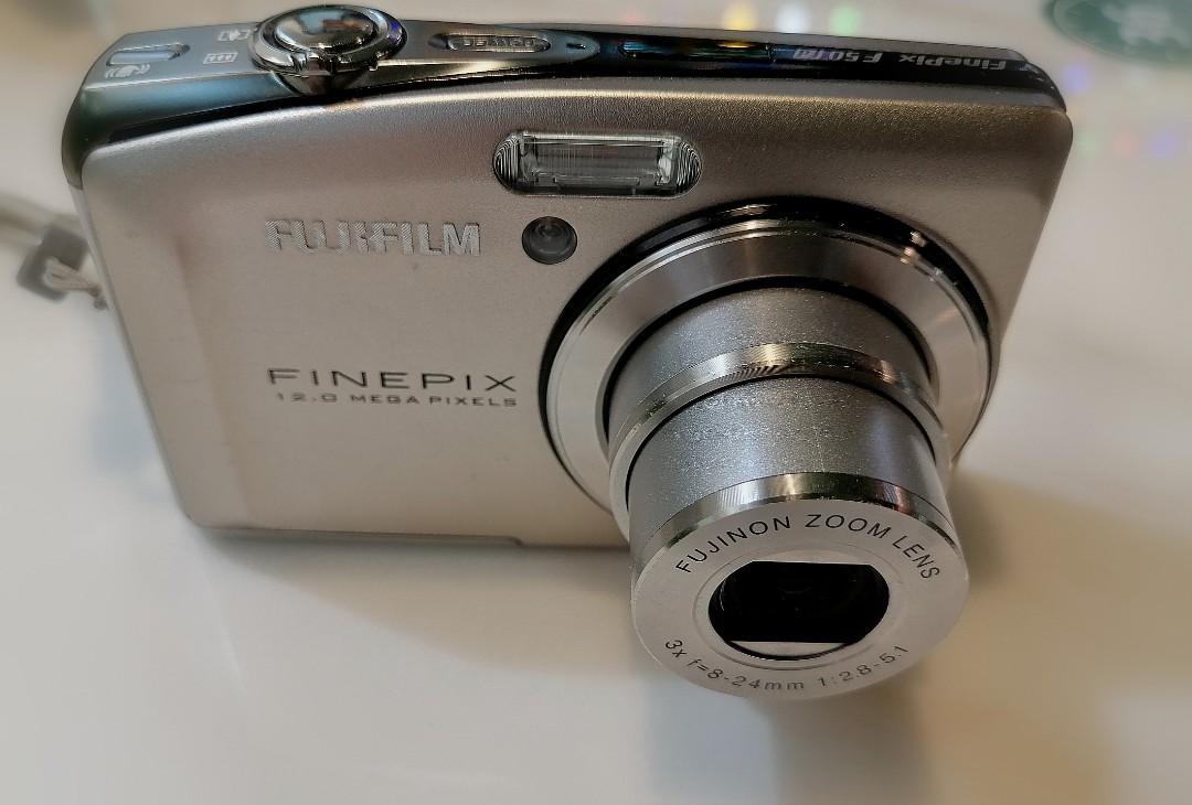 Fujifilm Finepix F50 fd數碼相機，功能全正常！電池+非原廠全新叉機 
