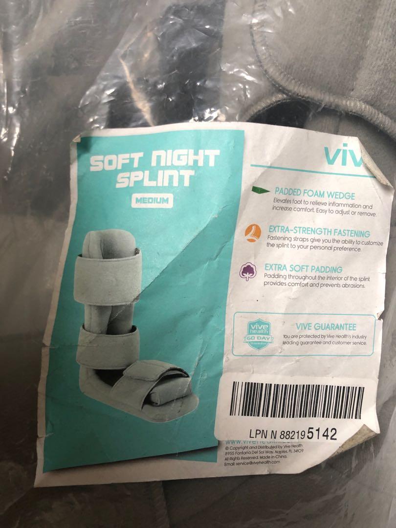  Vive Plantar Fasciitis Night Splint Plus Trigger Point Spike  Ball - Soft Leg Brace Support, Orthopedic Sleeping Immobilizer Stretch Boot