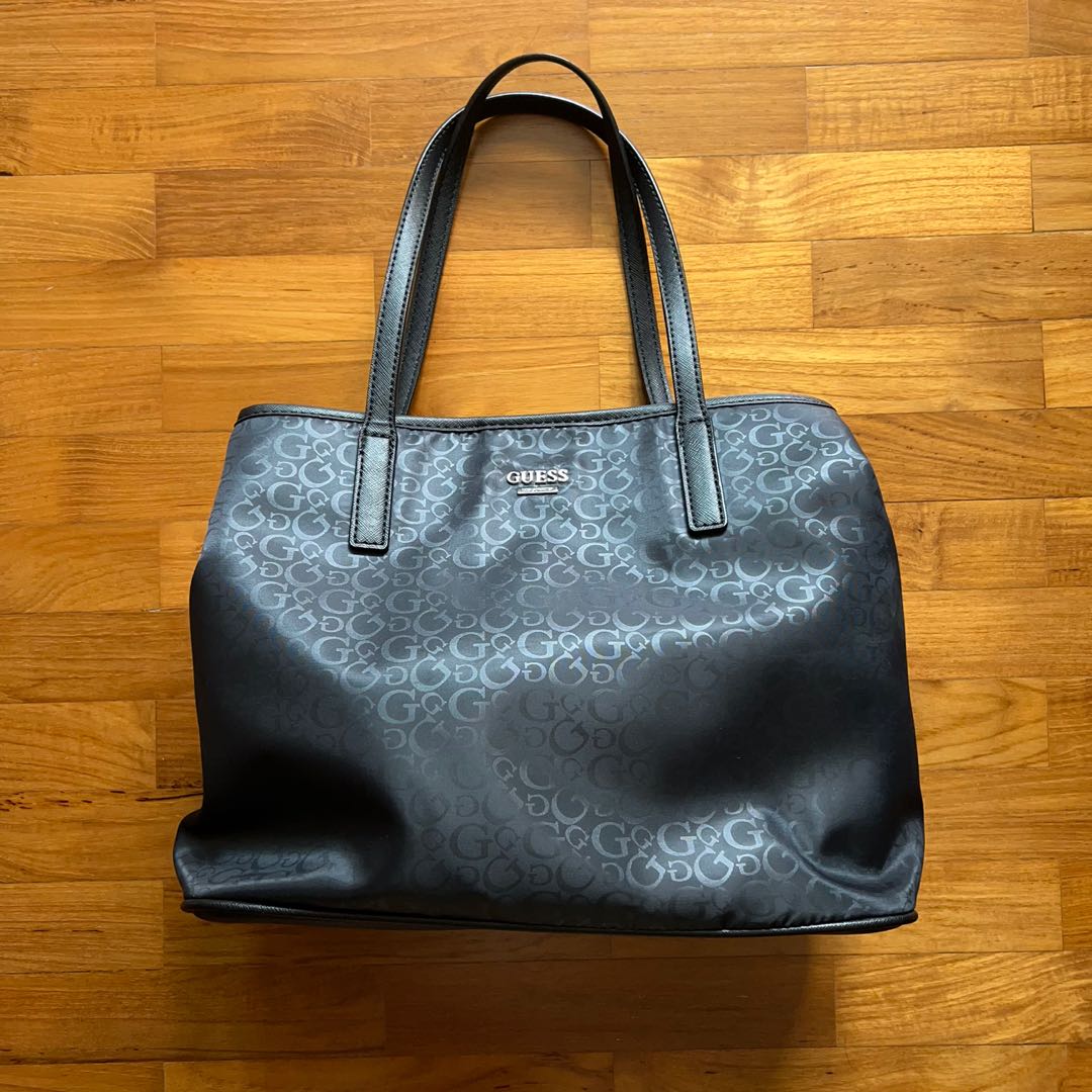 GUESS Black monogram logo shoulder bag Women s Fashion Bags Wallets Shoulder Bags on Carousell