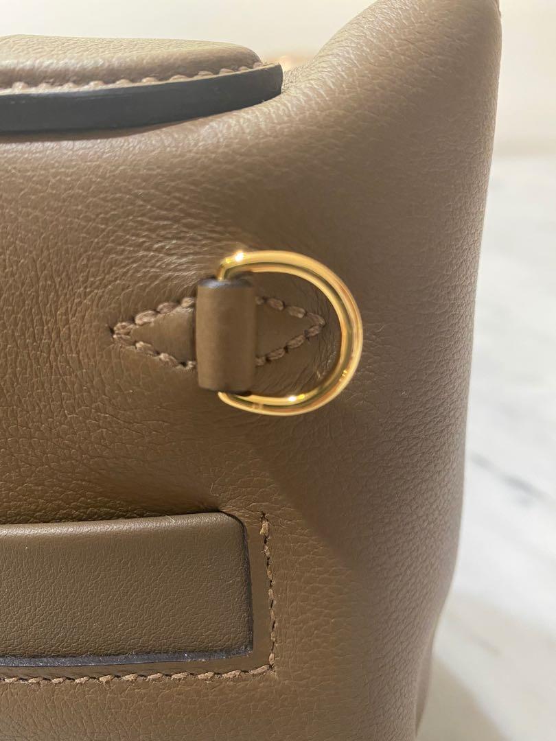 Hermes Mini Lindy 19 Bag Taurillon Clemence Leather Gold Hardware, CK18 -  SYMode Vip