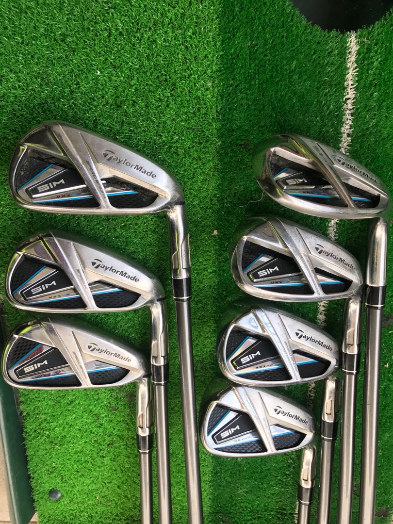 Iron Set Taylormade SIM Max graphite Shaft, Sports Equipment, Sports