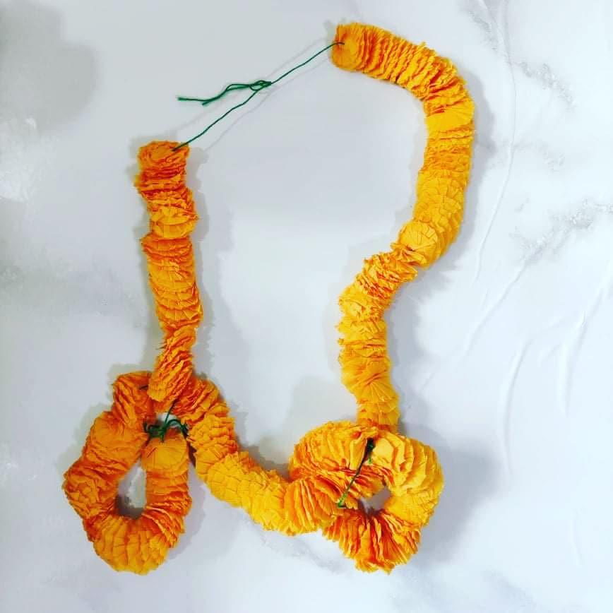 Lei Crepe Paper, Women's Fashion, Watches & Accessories, Other