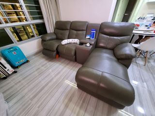 (Category: ) located in . Submitted by evelle (Listing ID 1121899477, Image 1). Description: .
