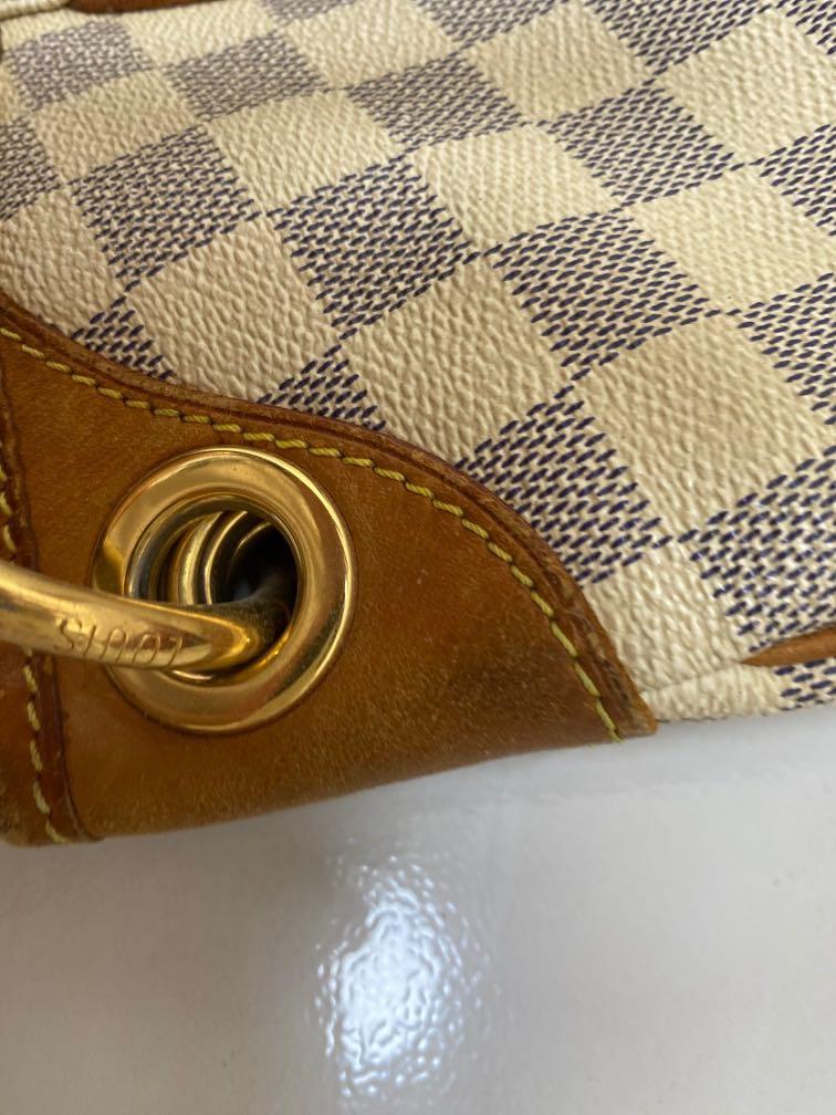 LV (Category: Bags & Wallets) located in Singapore. Submitted by happyfish_9cbe28 (Listing ID 1121799549, Image 3). Description: .
