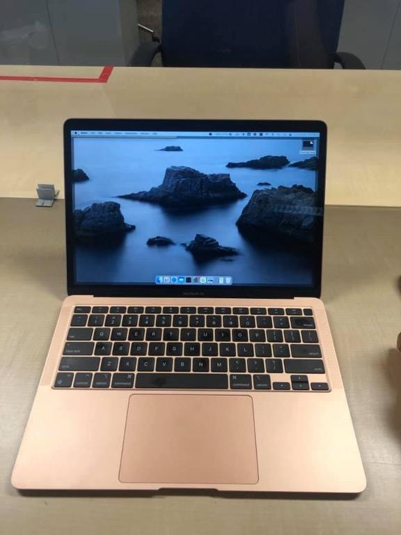 M1 macbook air gold, Pristine condition, no scratch or dent (99.99