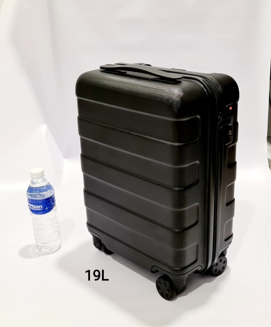 MUJI 19L WheelStop Luggage PDSale, Women's Fashion, Bags & Wallets
