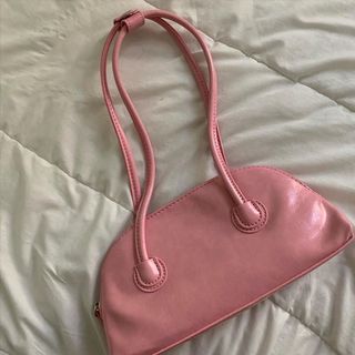 (Category: ) located in . Submitted by 94milk (Listing ID 1121935284, Image 1). Description: .