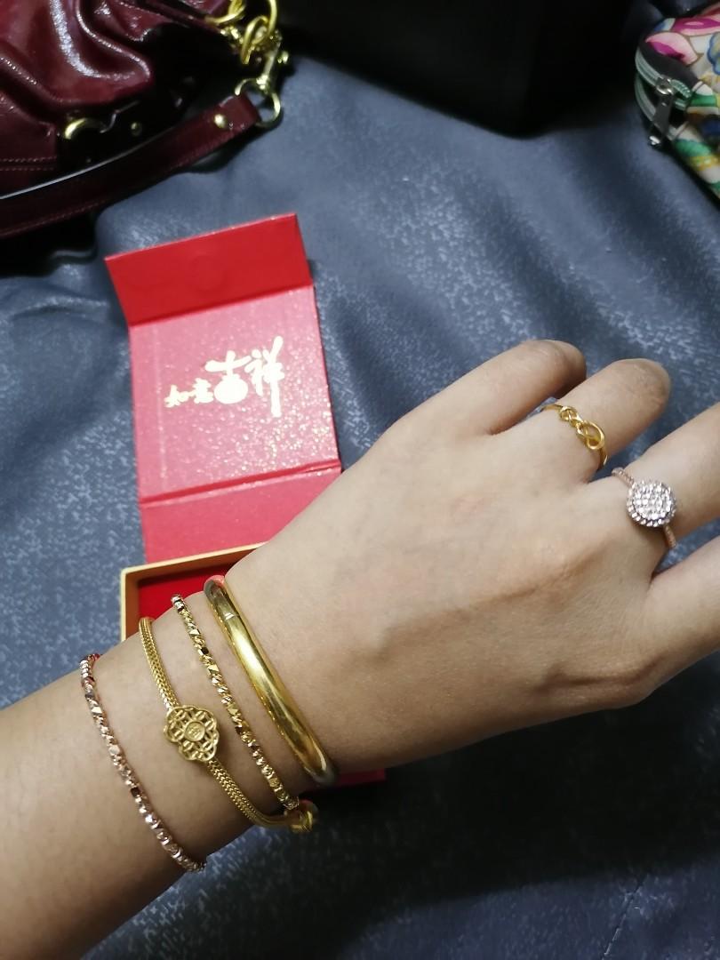 Poh kong hotsell charm bracelet