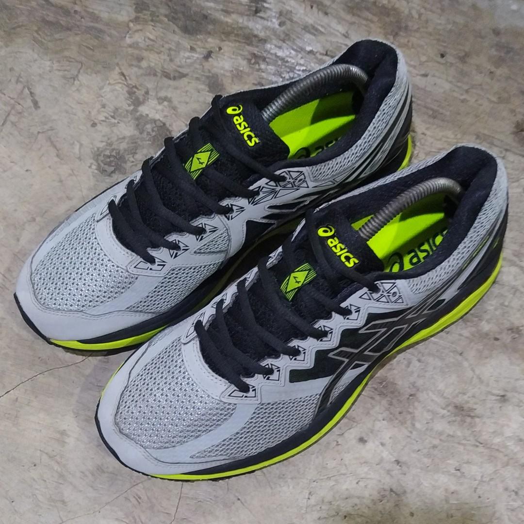 Harga sepatu deals asics gt 2000
