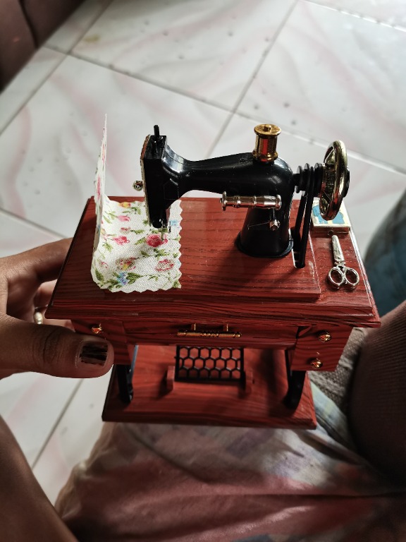 Sewing music box, Hobbies & Toys, Music & Media, Music Accessories on Carousell