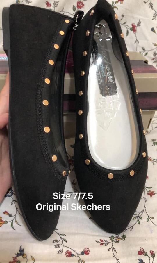 Skechers Womens 7/7.5 Black ON HAND 