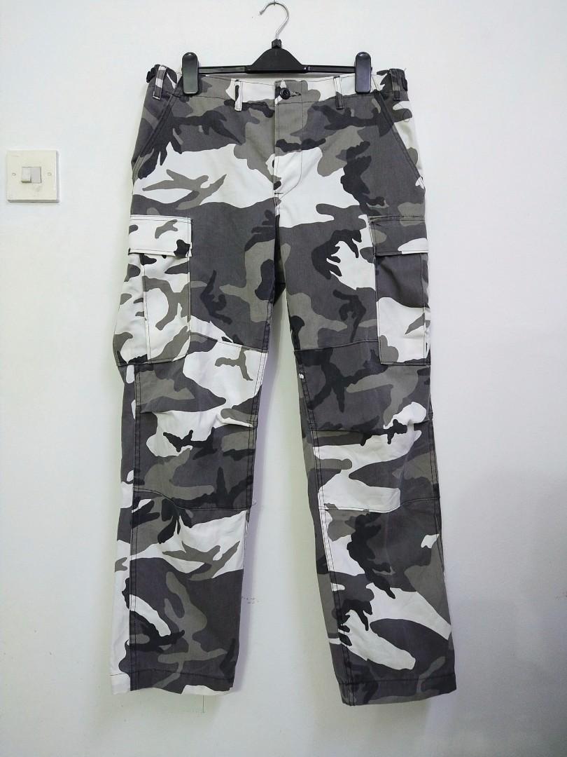 Arctic camo cargo pants sales
