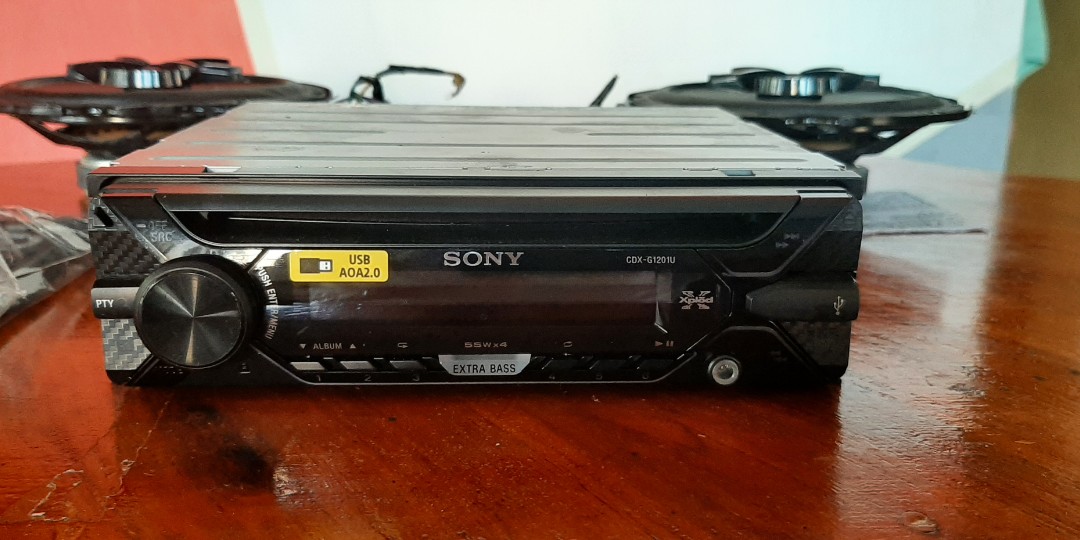 Sony car stereo plus speaker, Car Parts & Accessories, Audio, Video