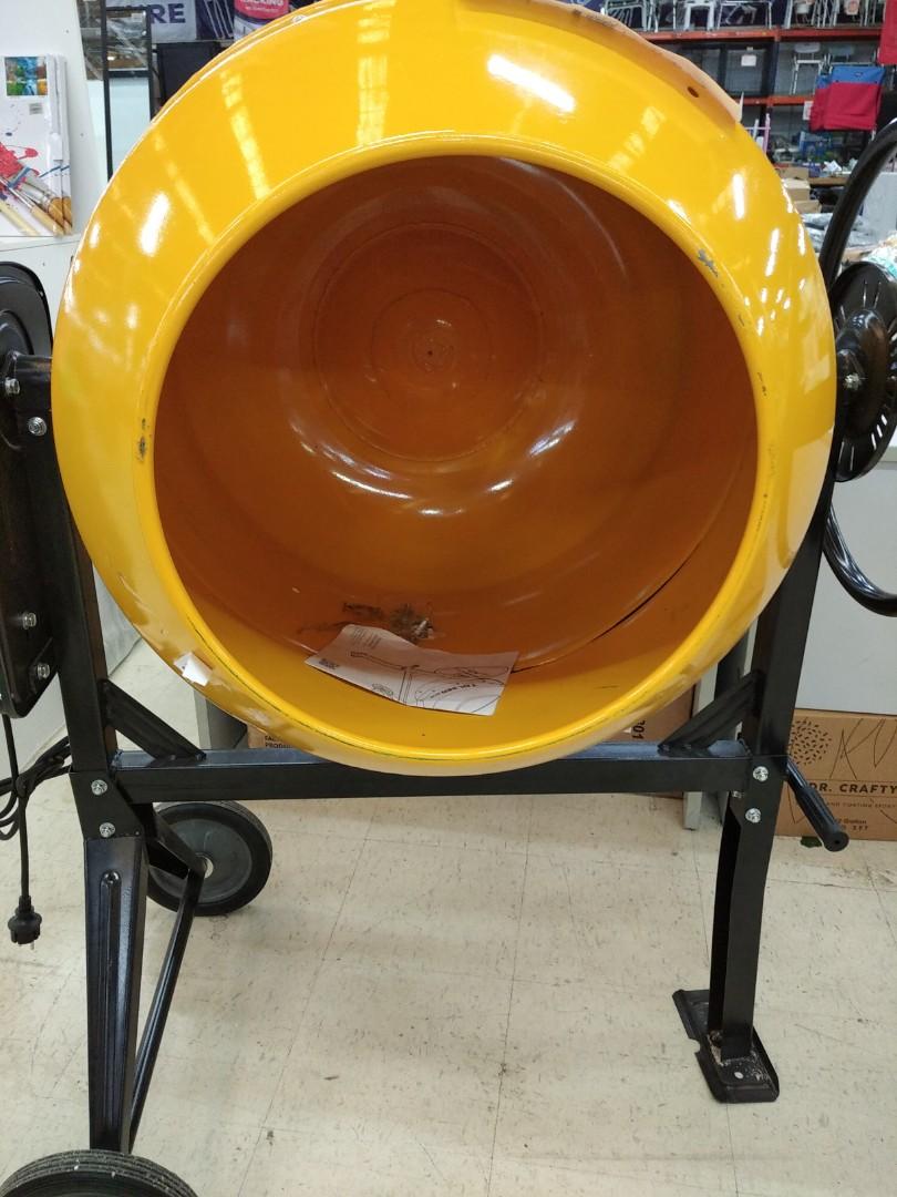 Tolsen Electric Concrete Mixer CM200LS (asis), Commercial & Industrial