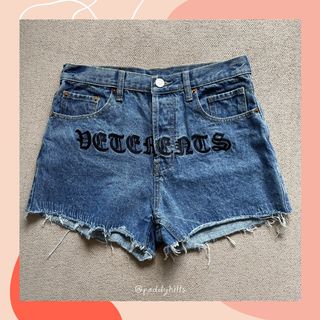 (Category: ) located in . Submitted by paddyhills (Listing ID 1121869905, Image 1). Description: .