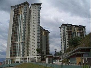 Genting Highlands 5 Star Highlands Hotel Previously Known As Maxims Hotel Luxurious Premier King Twin Bed Room Property Rentals On Carousell