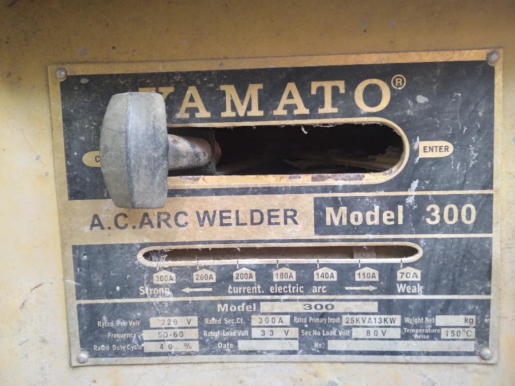 Yamato A.C Arc Welder Model 300, Commercial & Industrial, Construction