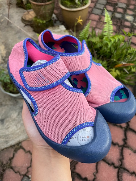 Adidas Captain Toey, Babies & Kids, Babies & Kids Fashion on Carousell