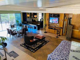Affordable Penthouse STAYCATION in MAKATI